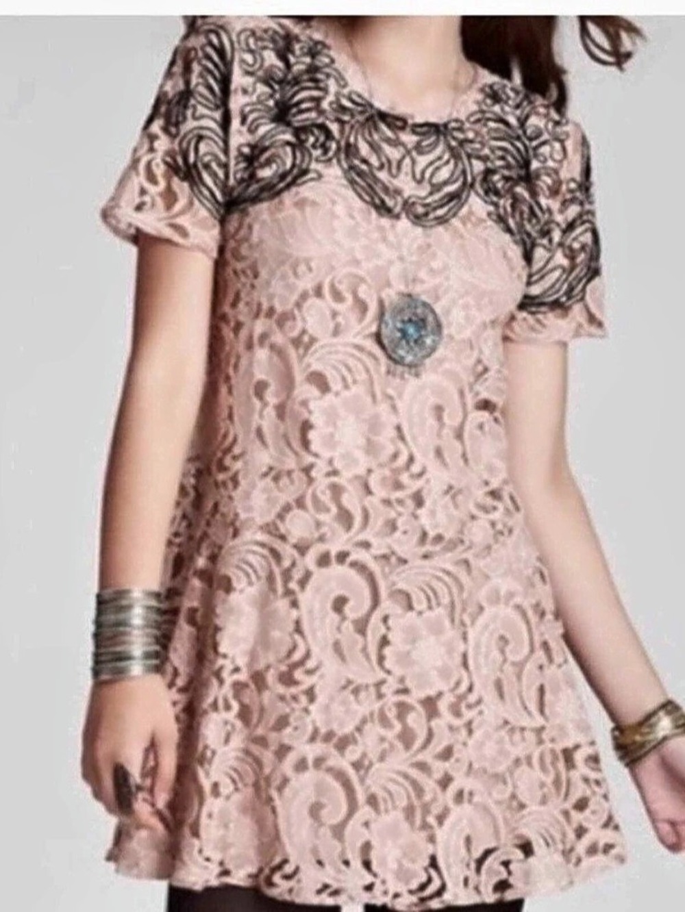 Free People Beautiful Dreamer Lace Mini Dress Floral in Pink Size Medium Like Ne